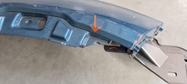 Guardabarros delanteros derecho Land Rover LR066922 precio, desde 209,03 EUR
