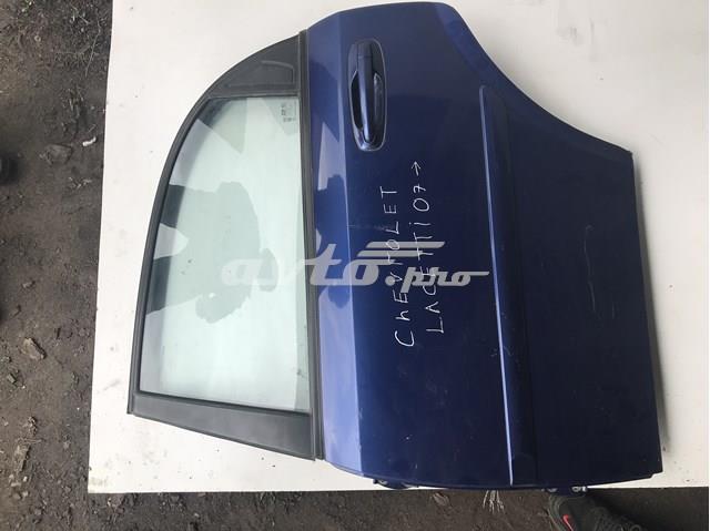 Puerta trasera izquierda Chevrolet Lacetti (J200)