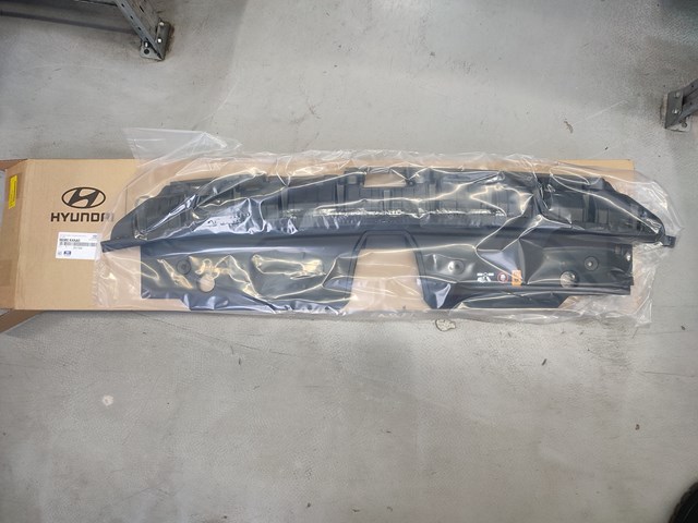 Comprar 86360K4AA0 Hyundai/Kia Cubierta superior del panel frontal (soporte del radiador)
