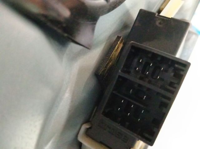 Juego de reparación del mecanismo del elevalunas de la puerta delantera 6L3837751 VAG
