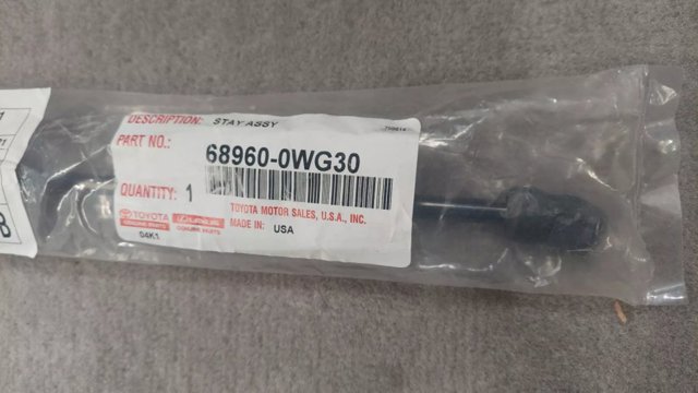 689600W510 Toyota Amortiguador de porton