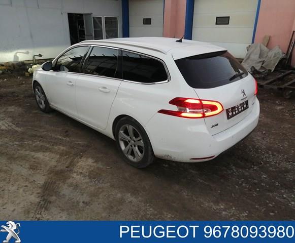 Piloto trasero interior izquierdo Peugeot/Citroen 9678098080