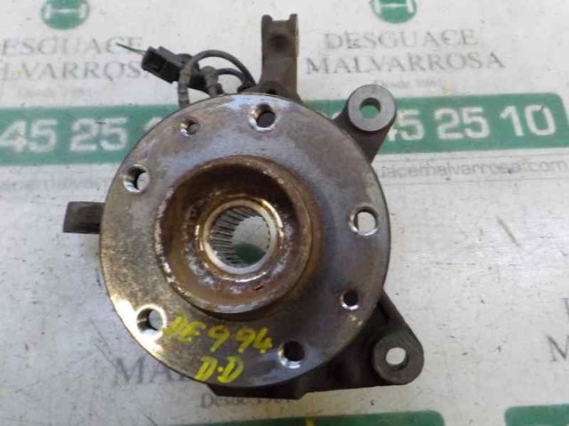 8200881829 Renault (RVI) Mangueta delantera derecha