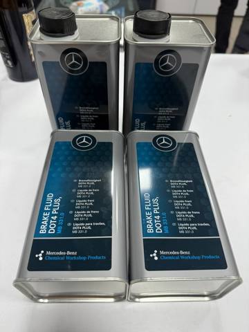 Líquido de frenos Mercedes A000989560509 precio, desde 28,18 EUR