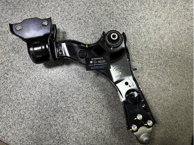 LR126119 Land Rover Brazo inferior izquierdo de la suspensión delantera