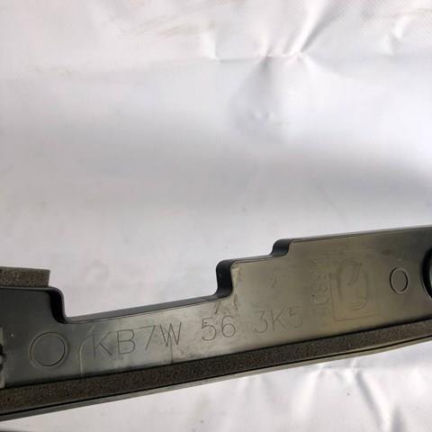 KB7W563K5 Mazda Sellado de guardabarros