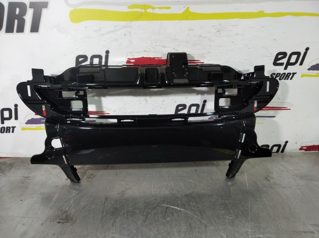 Parachoques delantero, parte superior Mercedes A4516270102 precio, desde 107,40 EUR