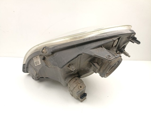 8200236591 Nissan/Infiniti Luz derecha