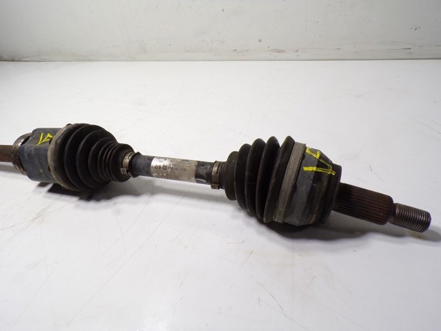 Semieje delantero derecho LR137029 Land Rover
