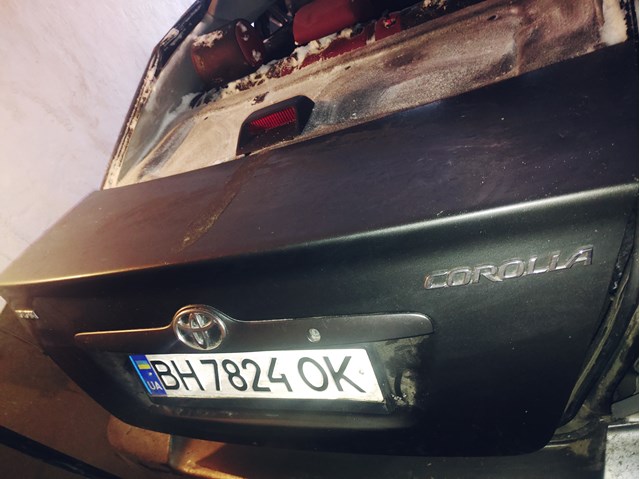  Tapa maletero Toyota Corolla 