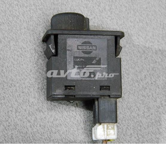 Interruptor De Faros Para "TORPEDO" Nissan Almera 2 (N16)