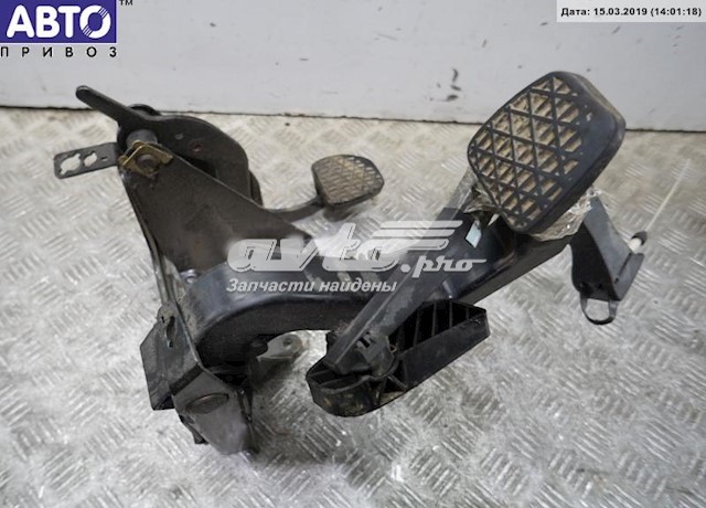 A6382900516 VAG Pedal del embrague