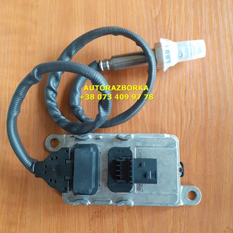Sensor de óxidos de nitrógeno NOx Mercedes A011153712864 precio, desde 269,26 EUR