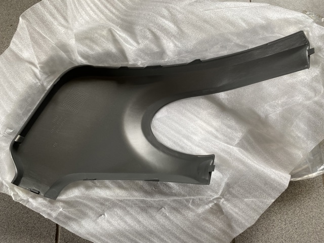 Paragolpes trasero Land Rover LR074961
