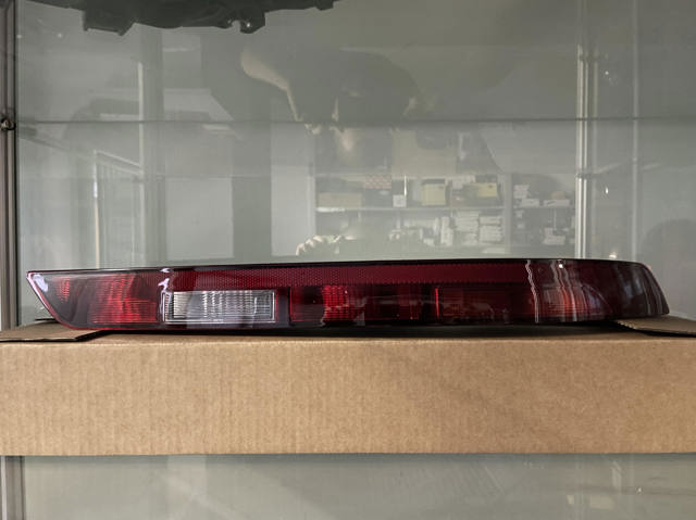 Comprar FP1221F6P FPS Luz trasera de parachoques derecha