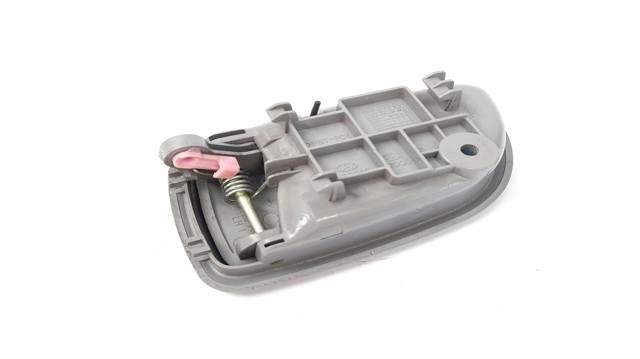 8261007000 Hyundai/Kia 