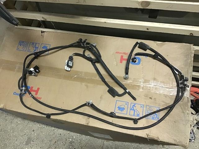 Mazo de cables del compartimiento del motor Toyota 8211433130 precio, desde 60,81 EUR