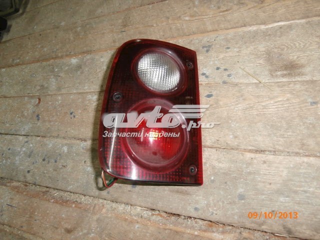 AMR4002 Land Rover piloto posterior izquierdo superior