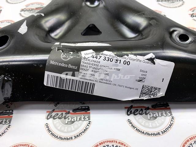 Brazo inferior izquierdo de la suspensión delantera Mercedes A4473303100 precio, desde 130,33 EUR