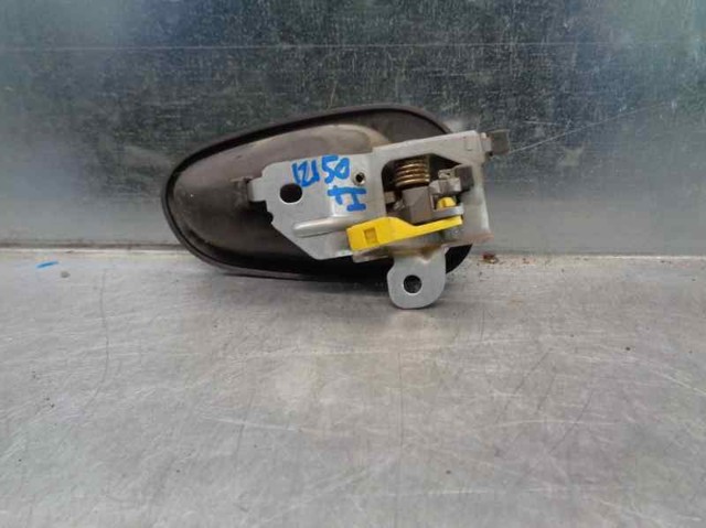 Comprar MR911087 Mitsubishi Manija interior izquierda delantera/trasera de puerta
