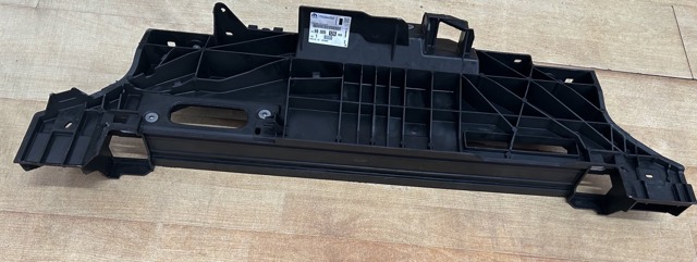 Soporte de radiador superior 9830512680 Peugeot/Citroen