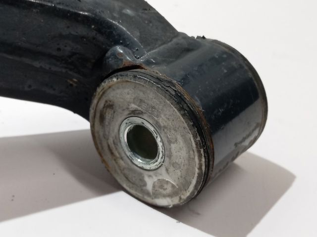 Rótula inferior de suspensión 5801564316 Iveco