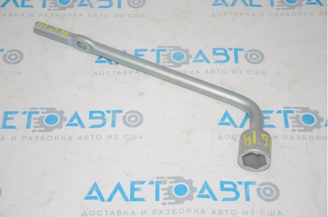 LD4769671 Mazda globo de llave inglesa (cara)