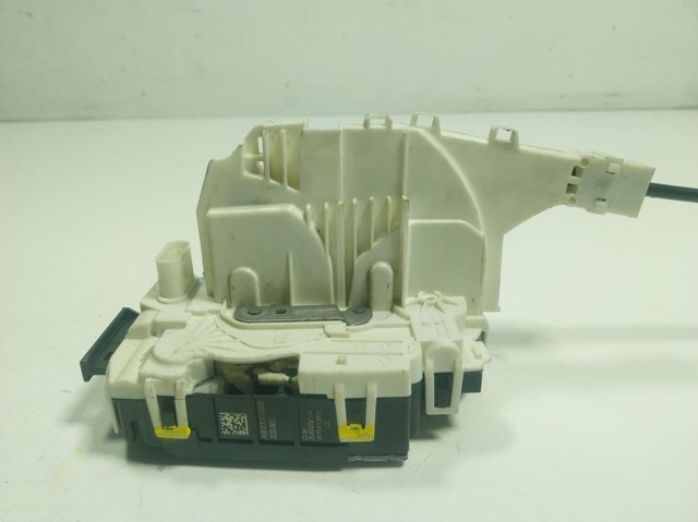 Comprar A9077200300 Mercedes Cerradura de puerta delantera derecha