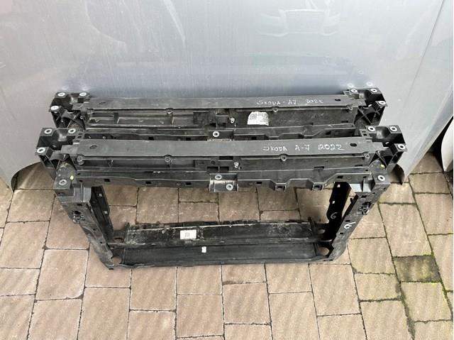 Soporte de radiador completo (panel de montaje para foco) Skoda Octavia (A8, NX3)