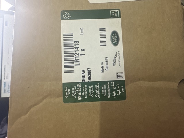 LR121418 Land Rover Bomba refrigerante coche