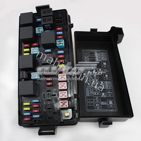 Comprar Caja de fusibles Geely CK I 