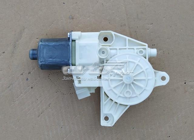 Motor eléctrico, elevalunas, puerta delantera derecha MERCEDES A2469065200