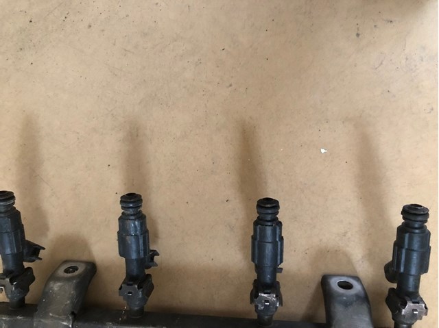 1106013158 Geely Inyector de combustible