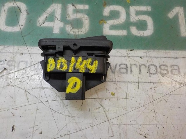 Boton Bloqueo Para Puerta 30773333 Volvo