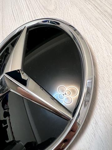 Emblema de la parrilla del radiador Mercedes 0008800300 precio, desde 303,83 EUR
