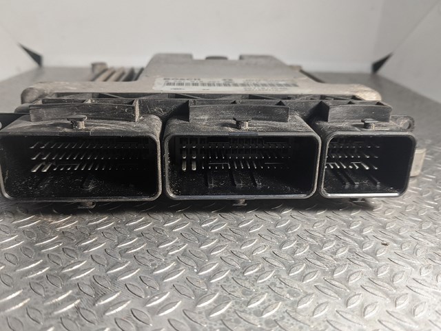 ECU 237101754R Renault (RVI)