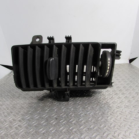 Rejilla de ventilación izquierda del salpicadero Mercedes A9068300054 precio, desde 70,25 EUR