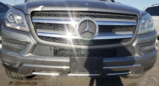 A16688531259999 Mercedes parachoques delantero