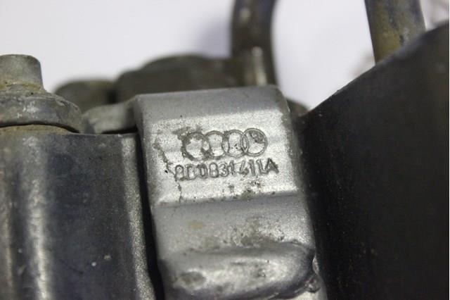 Bisagra de puerta delantera izquierda Audi A4 Avant B5 (8D5)