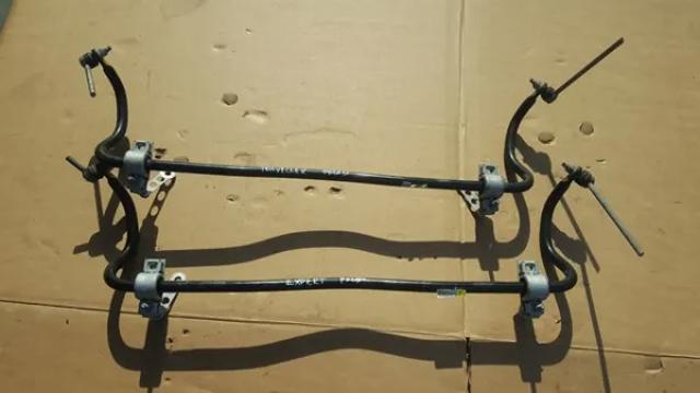 Estabilizador delantero SU001A6503 Toyota