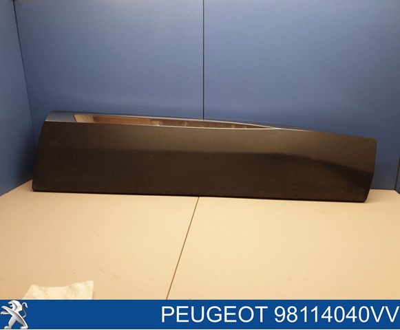 Comprar 98114040VV Peugeot/Citroen Moldura inferior de puerta delantera derecha