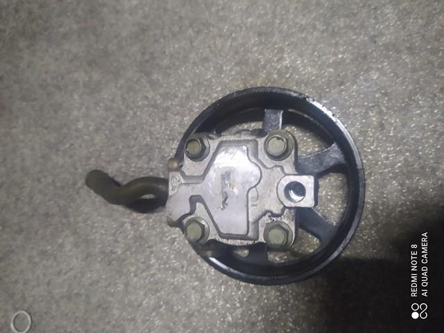 Bomba de dirección YL843D639BD Ford