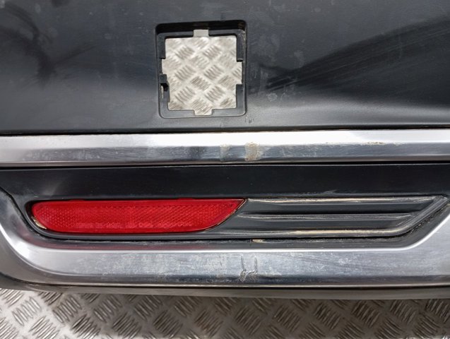 850226UA0H Nissan/Infiniti Defensa trasero