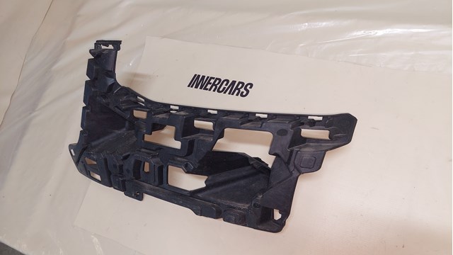 31353370 Volvo Soporte de parachoques delantero izquierdo