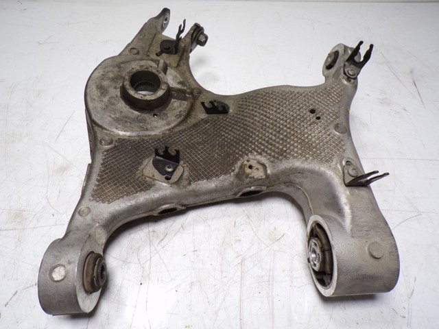Brazo suspension trasero inferior izquierdo LR098944 Land Rover