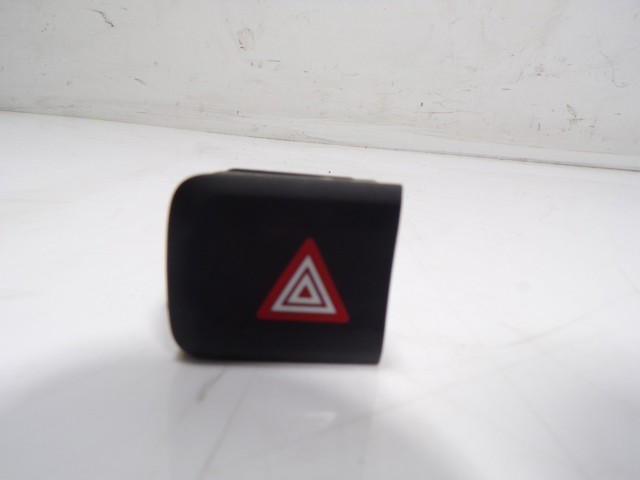Boton de luz de emergencía para Citroen Berlingo  K9