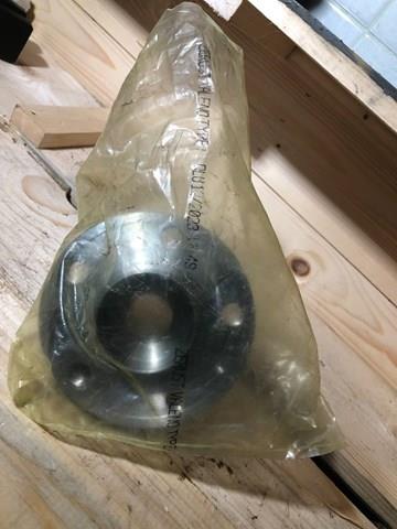 XMGB40899R04 SNR Cubo delantero