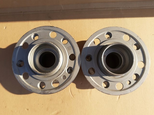 Cubo de rueda trasero A297356010064 Mercedes
