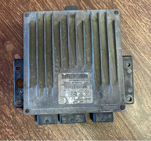 Unidad de control del motor  Renault (RVI) 8200374152 precio, desde 30,49 EUR