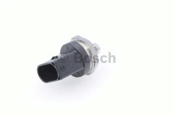 261545059 Bosch sensor de presión de combustible